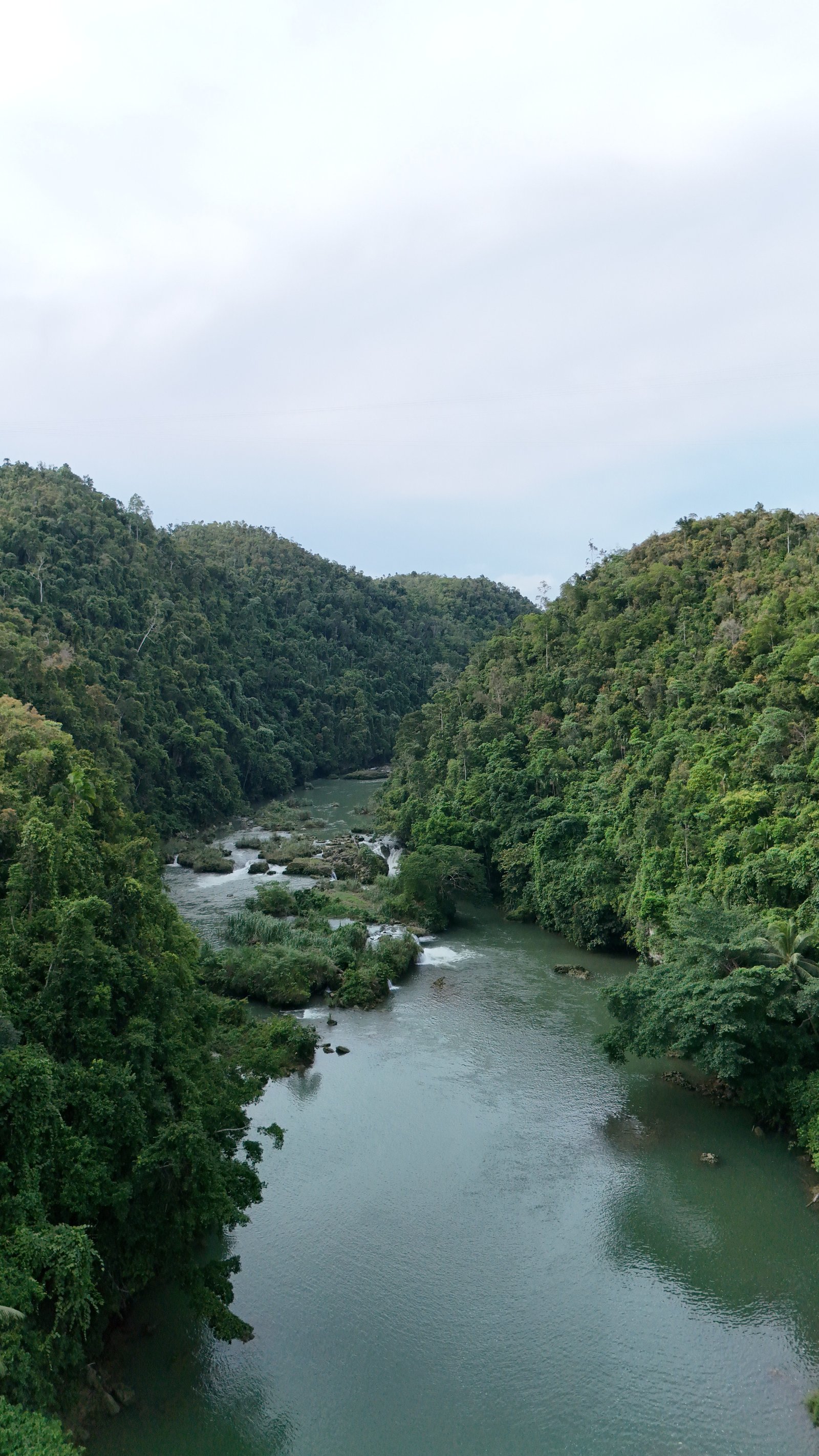 Varen over de Loboc rivier op Bohol