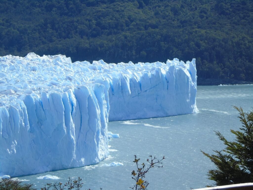 De ijsmuur van de Perito Moreno-gletsjer in Patagonië
