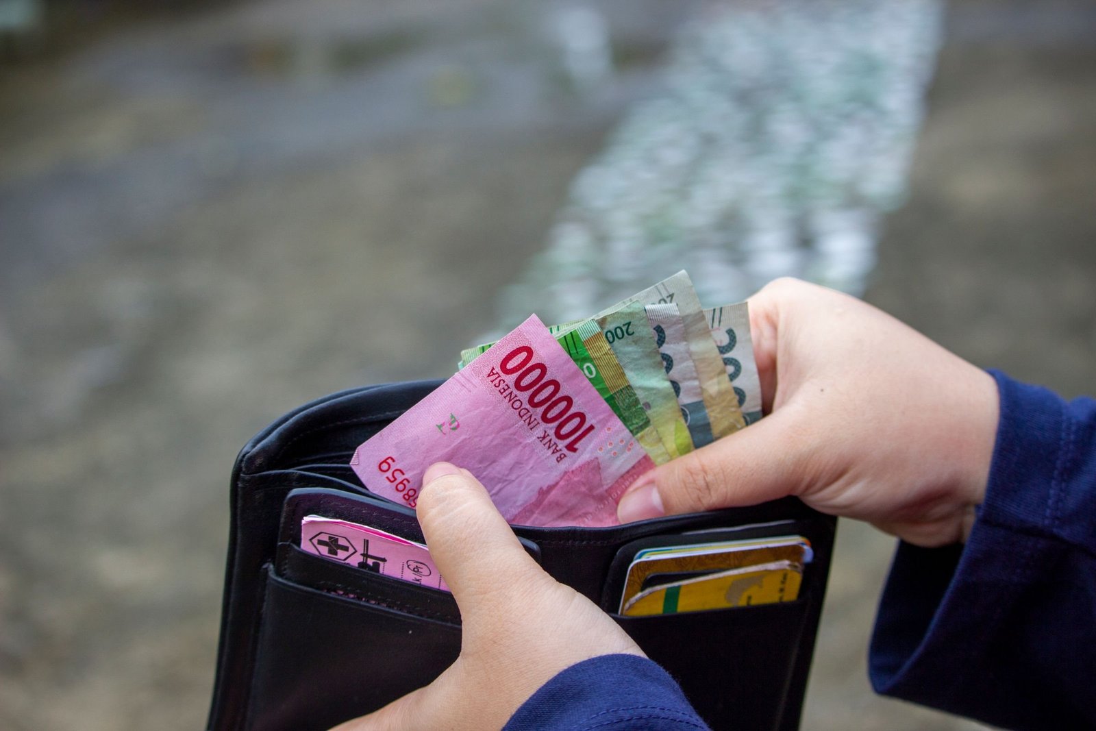 Geld in Indonesië: rupiah, pinnen en wat alles kost