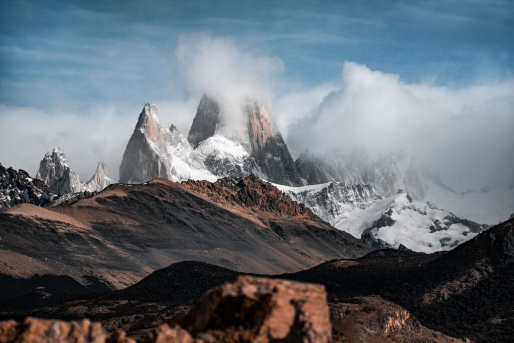 Het turquoise meer Laguna de los Tres onder de pieken van de Fitz Roy
