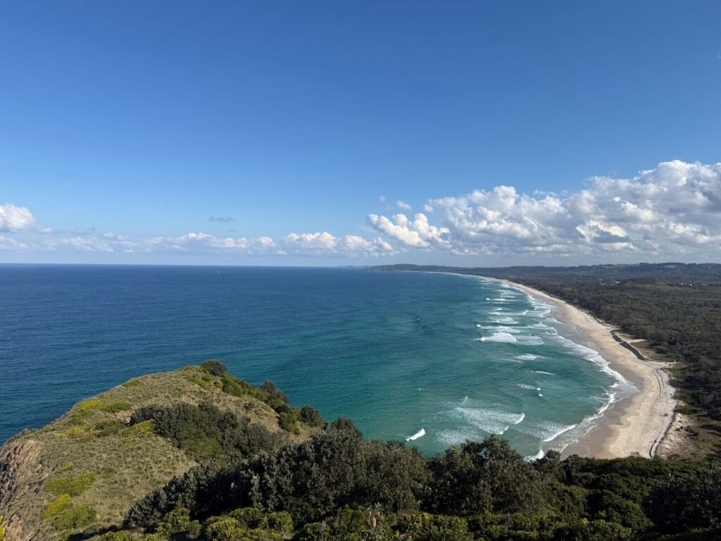 Uitzicht vanaf de kaap bij Byron Bay