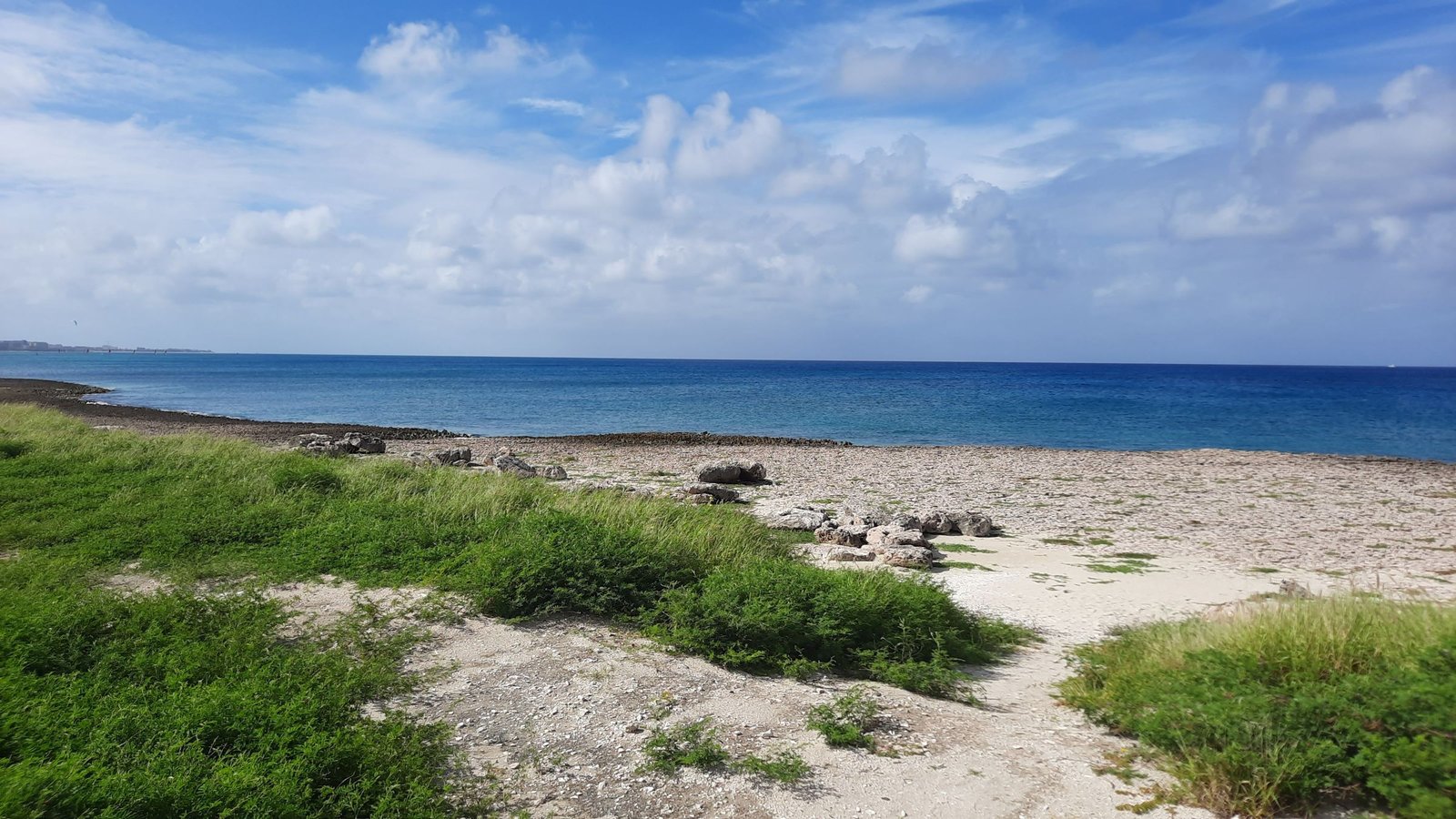 Kust bij Noord op Aruba