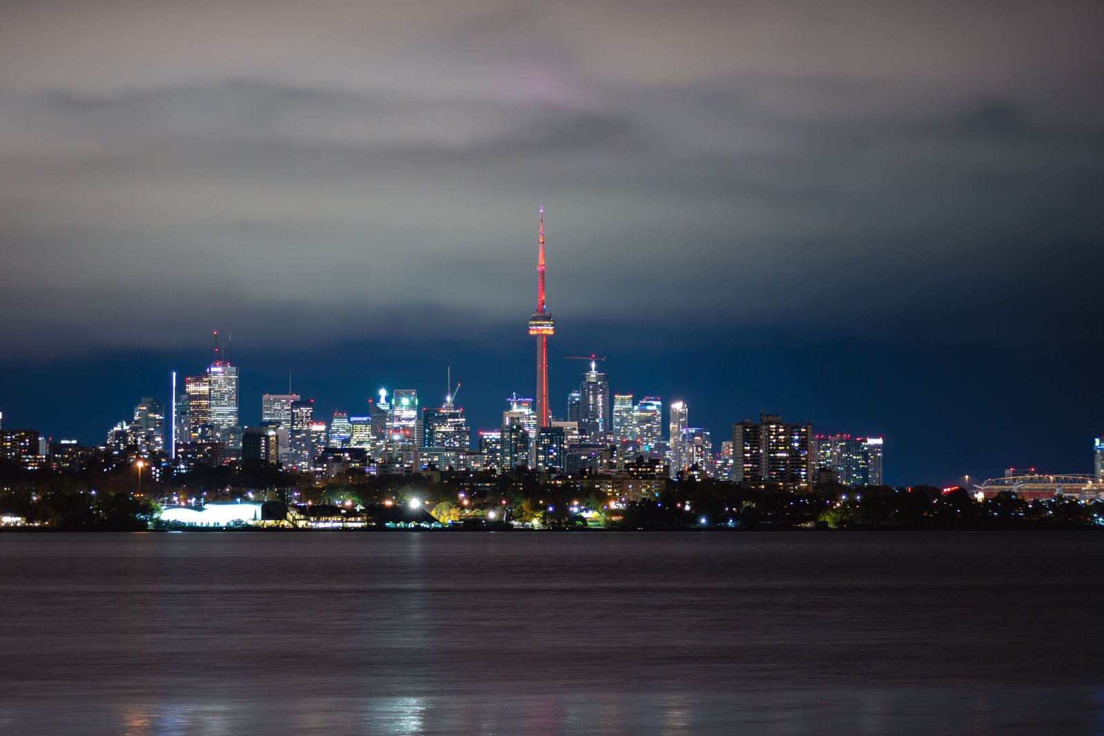 Skyline van Toronto bij nacht