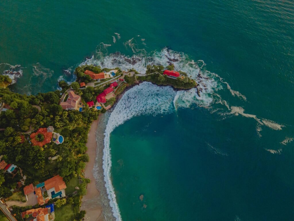 Playa Flamingo in Guanacaste van bovenaf