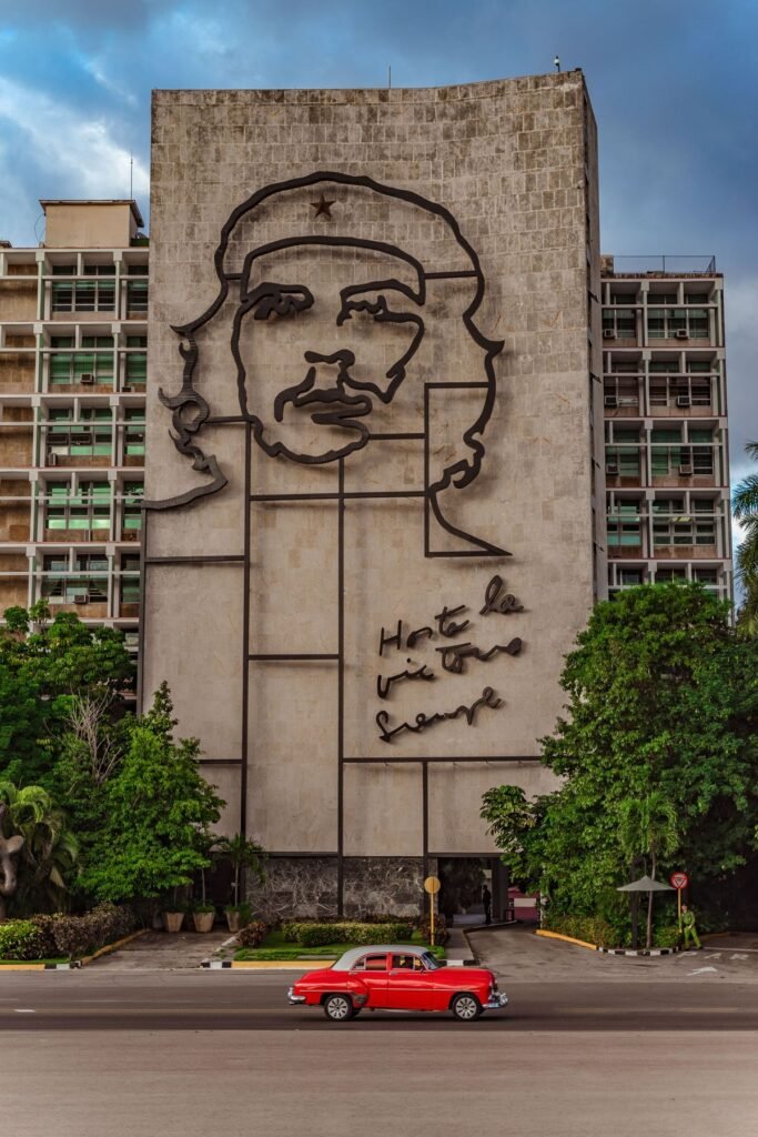 Plaza de la Revolución met de beeltenis van Che Guevara