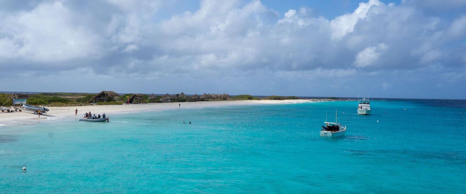 Rustig strand op Curaçao