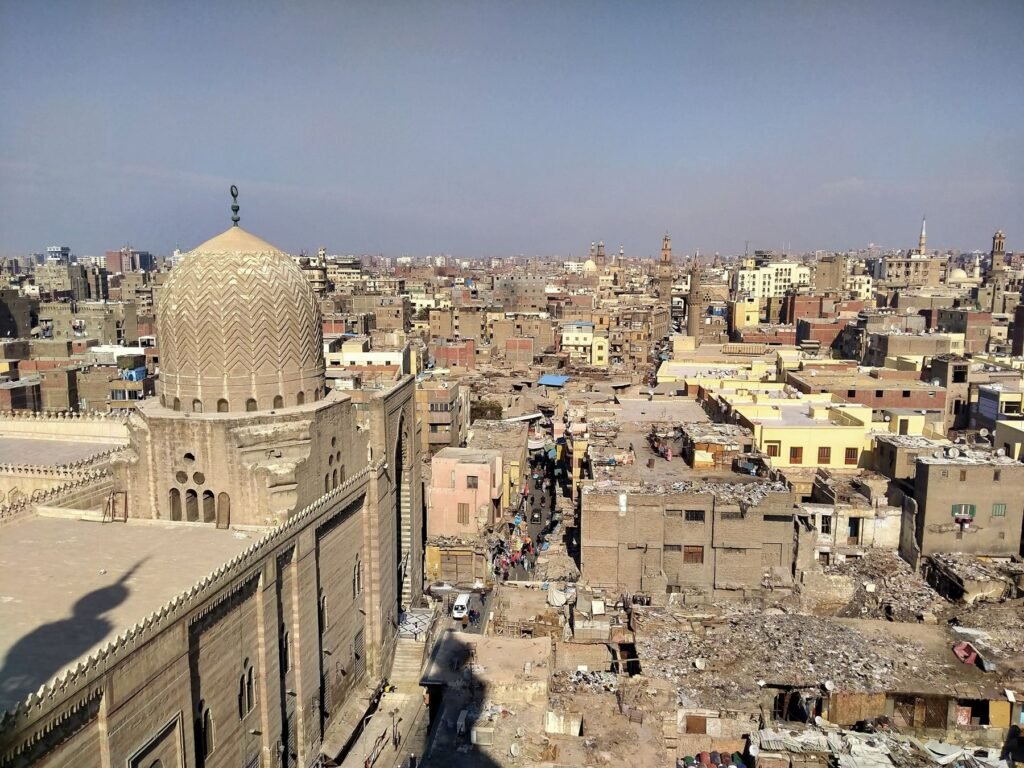 Dichte bebouwing in het oude Cairo