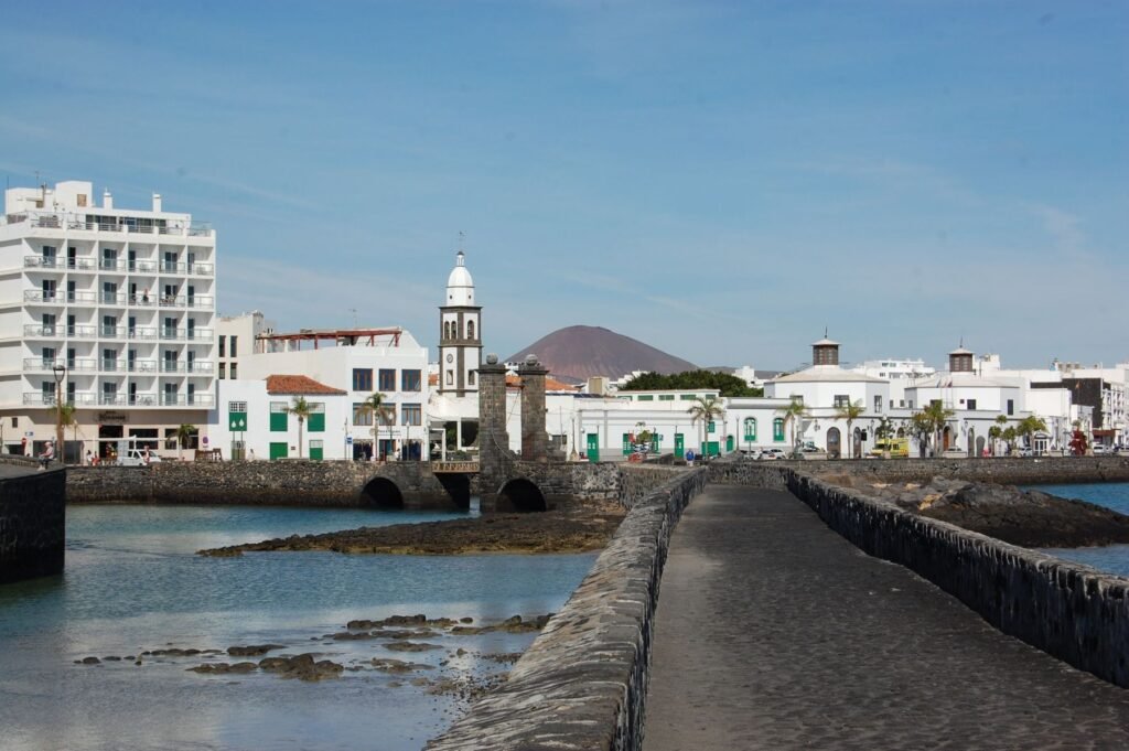 Arrecife aan het water