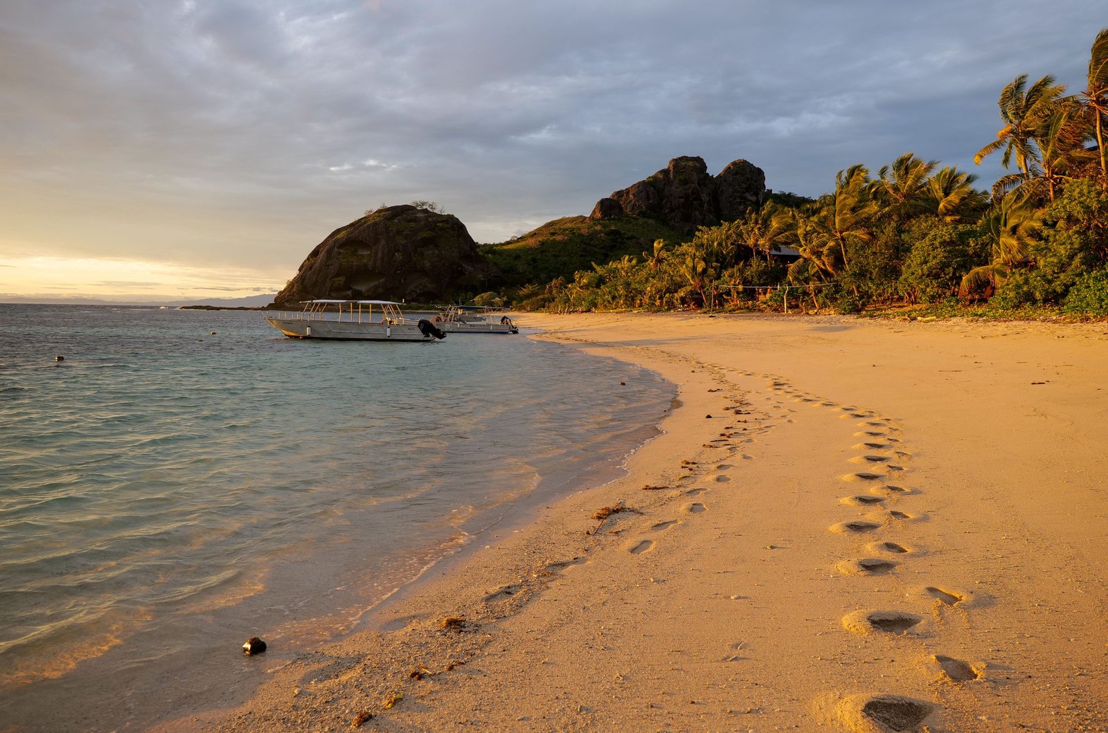 Beste reistijd voor Fiji: het weer per maand, regen en cyclonen