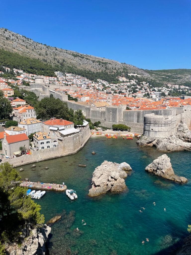 Rotskust bij Dubrovnik