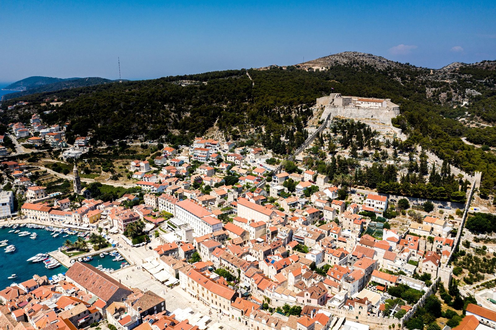 Hvar-stad van bovenaf