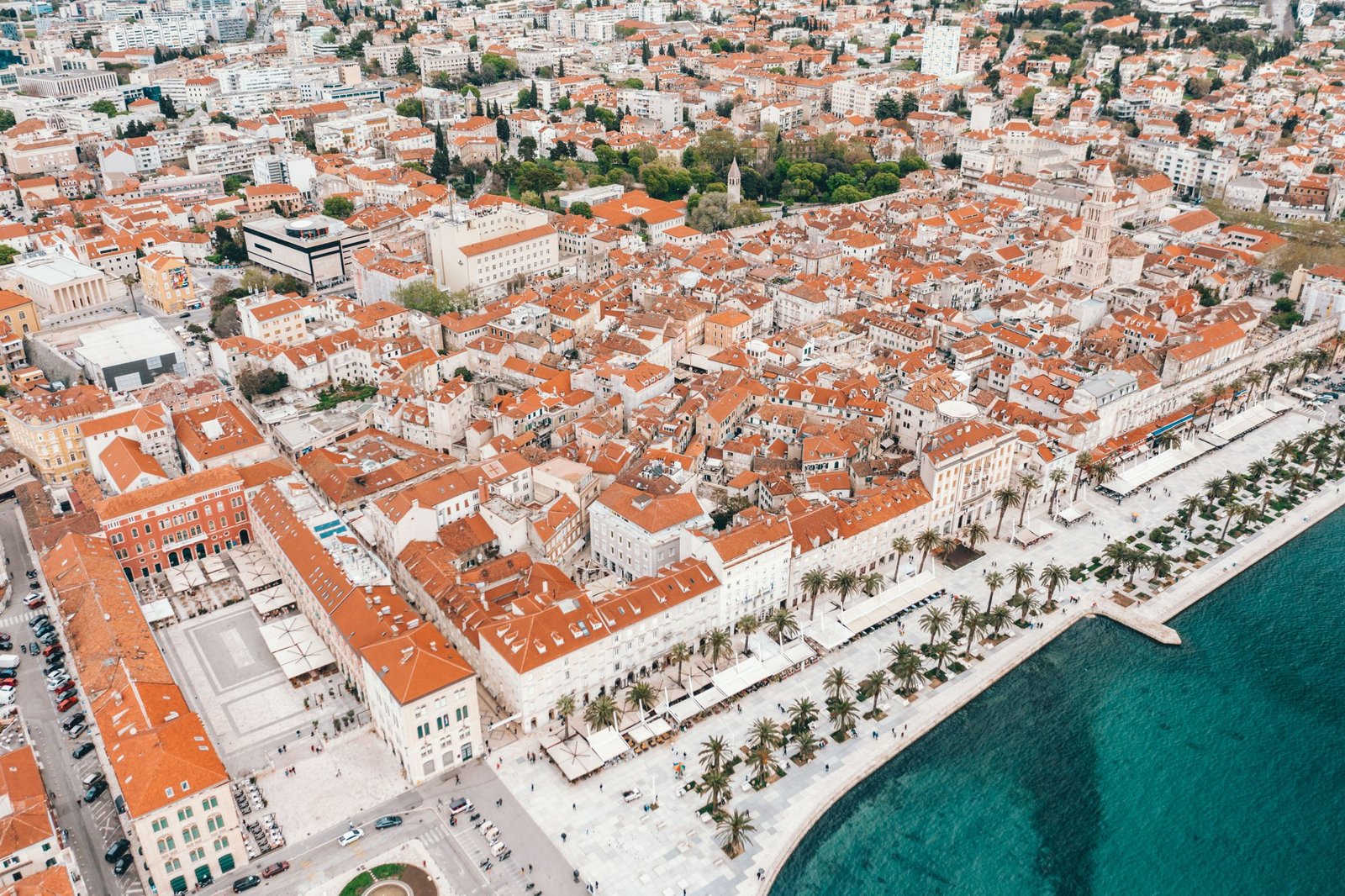 Split van bovenaf langs de Riva