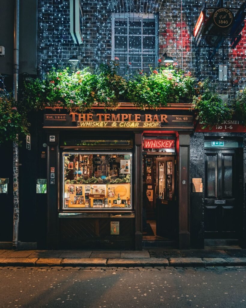 Pub in Temple Bar met bloemen