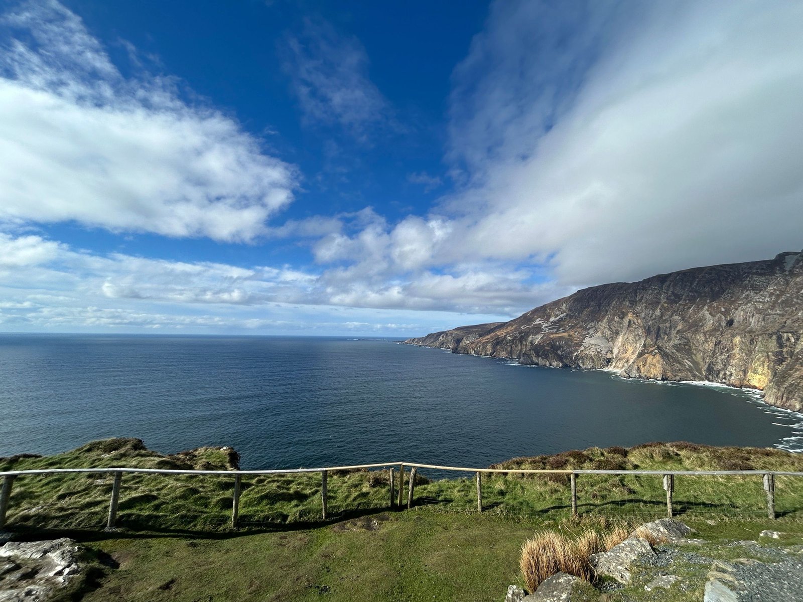 Slieve League-kliffen aan de Atlantische Oceaan