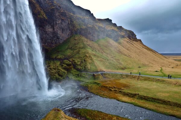 Seljalandsfoss aan de zuidkust van IJsland