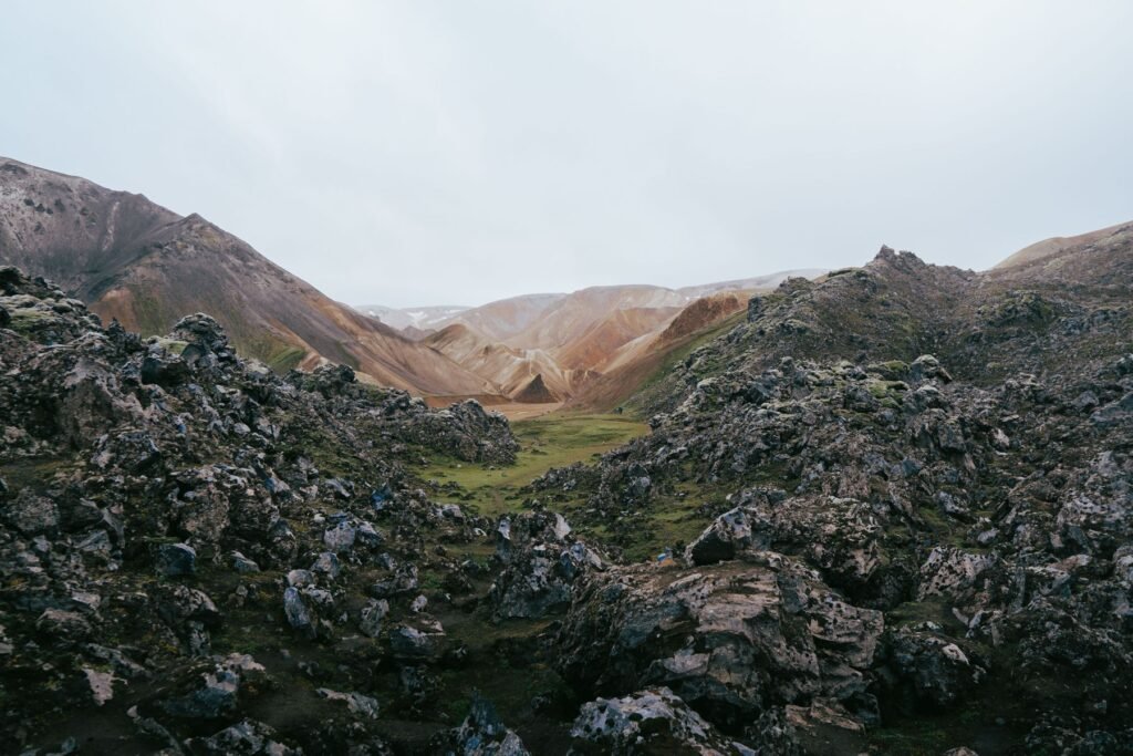 Lava en gekleurde bergen in Landmannalaugar