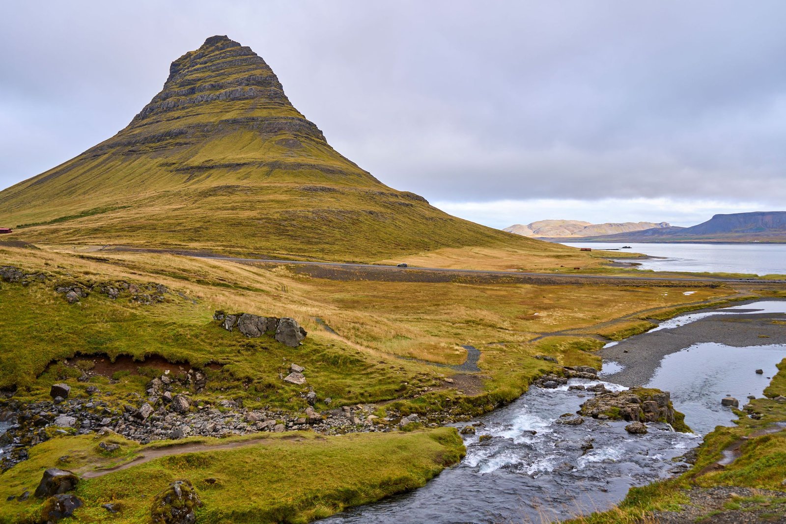 Kirkjufell en de rivier
