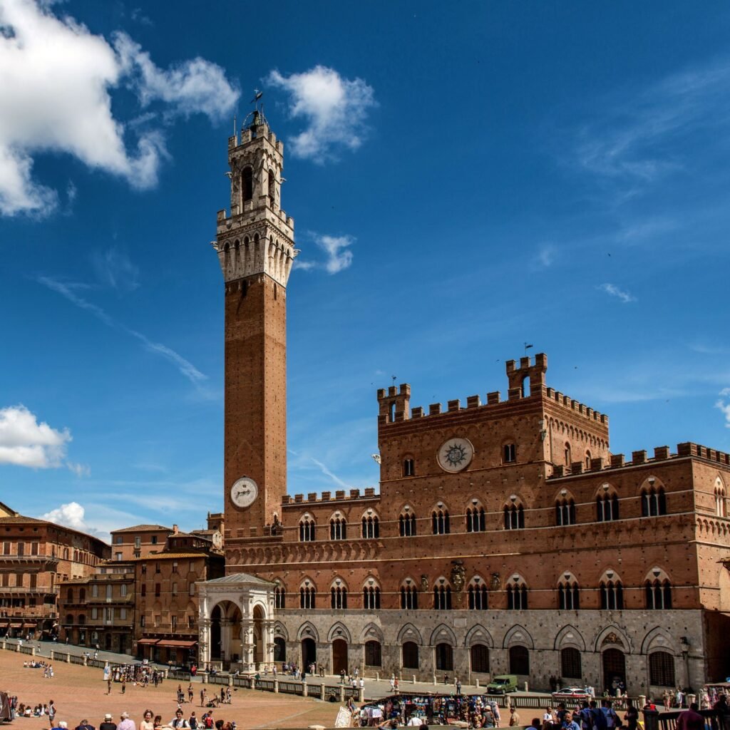 Palazzo Pubblico aan de Piazza del Campo in Siena