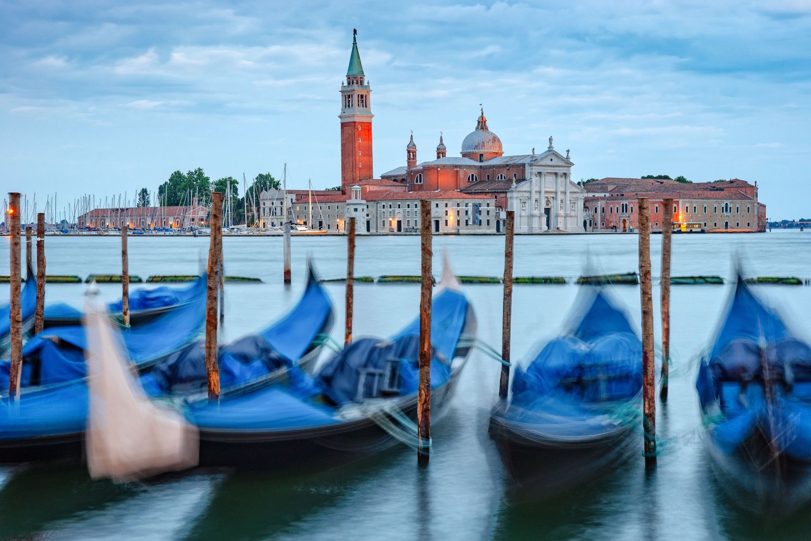 Gondels voor San Giorgio Maggiore