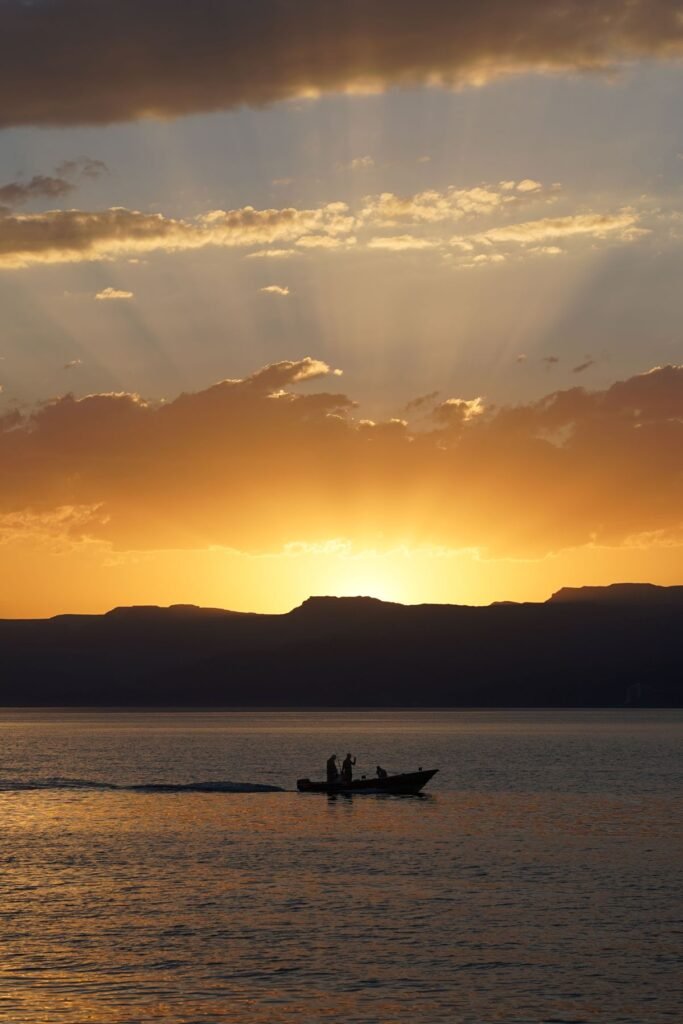 Zonsondergang boven de Golf van Aqaba