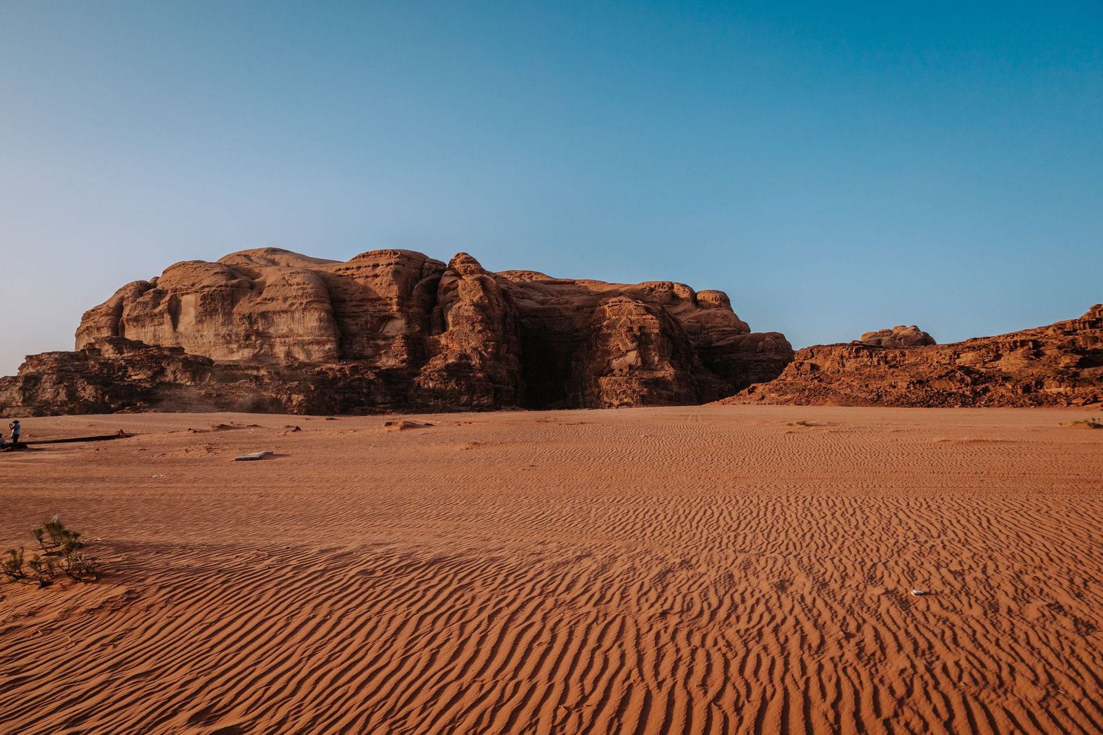 Duinen en rotsen in Wadi Rum