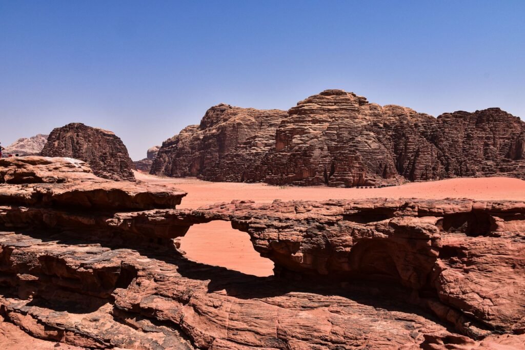 Rotsboog in Wadi Rum