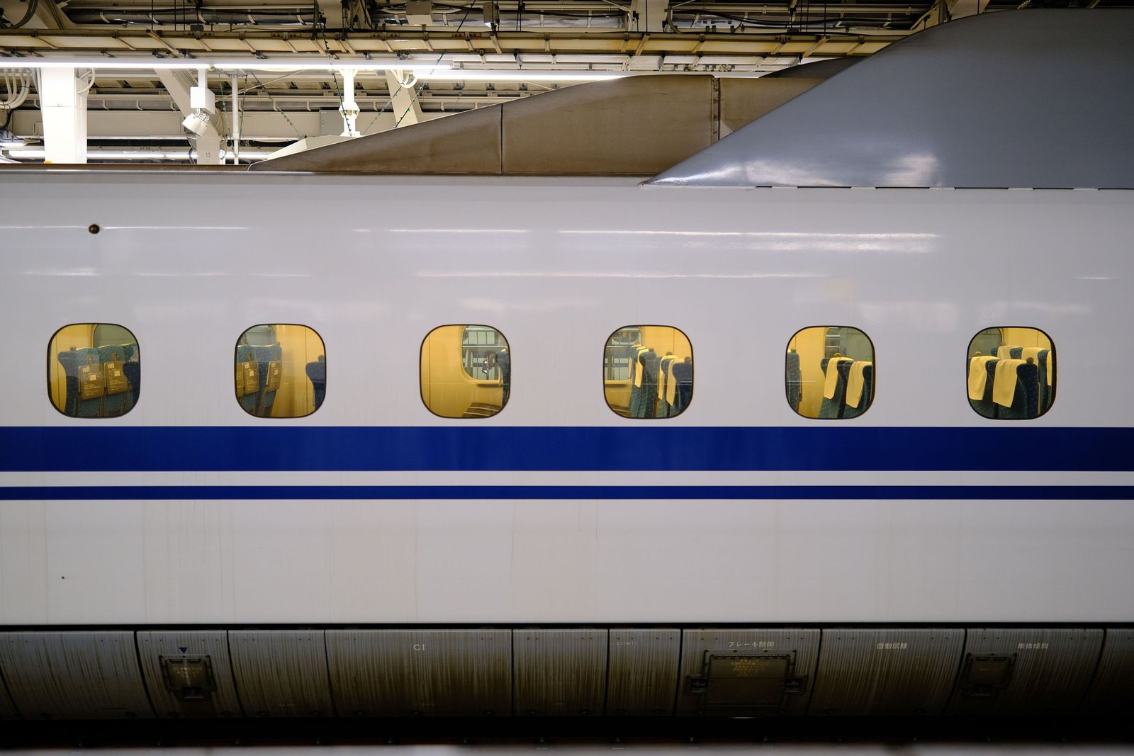 Interieur van een Shinkansen-hogesnelheidstrein
