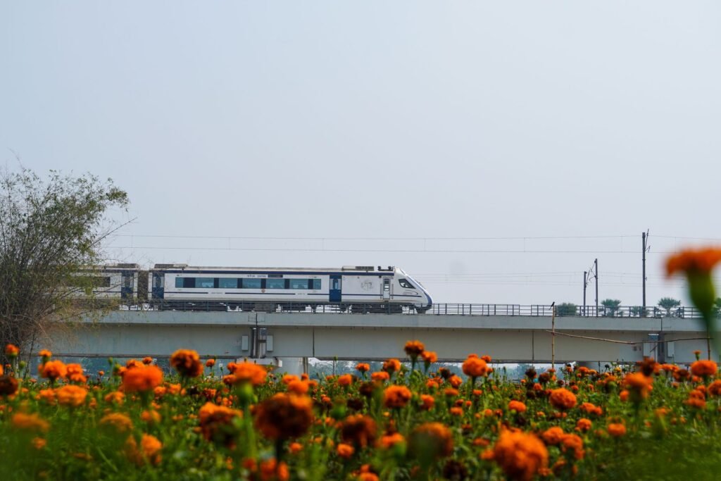 Hogesnelheidstrein op een brug in Zuid-Korea