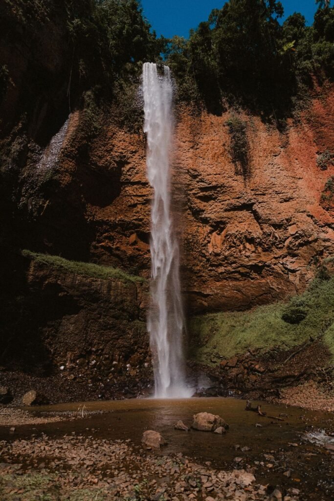 De Chamarel-waterval in een groene kloof in het zuidwesten van Mauritius