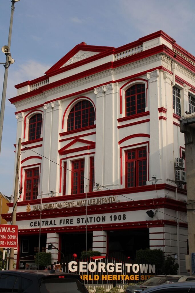 De oude brandweerkazerne in George Town
