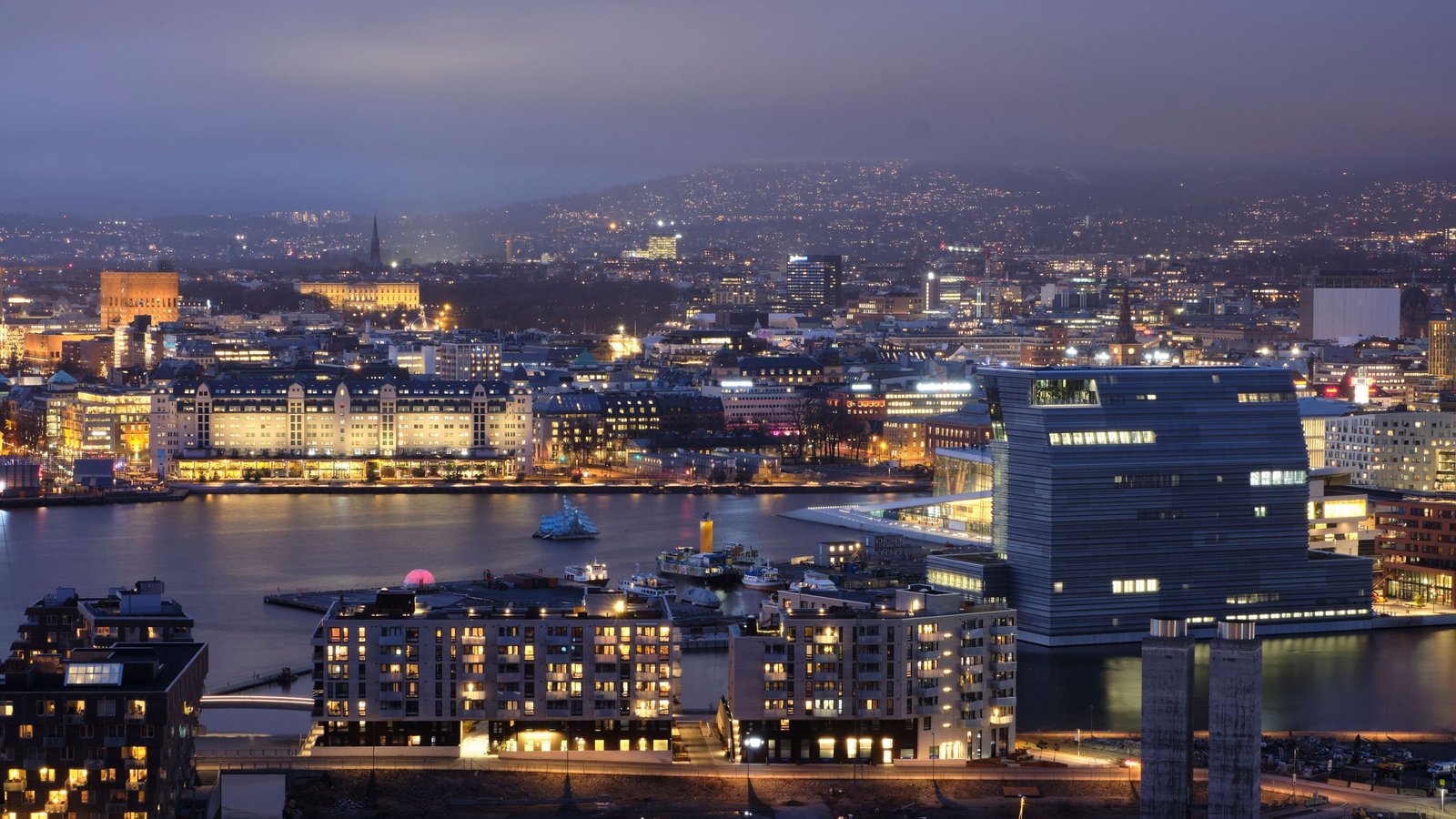 Oslo in de avond