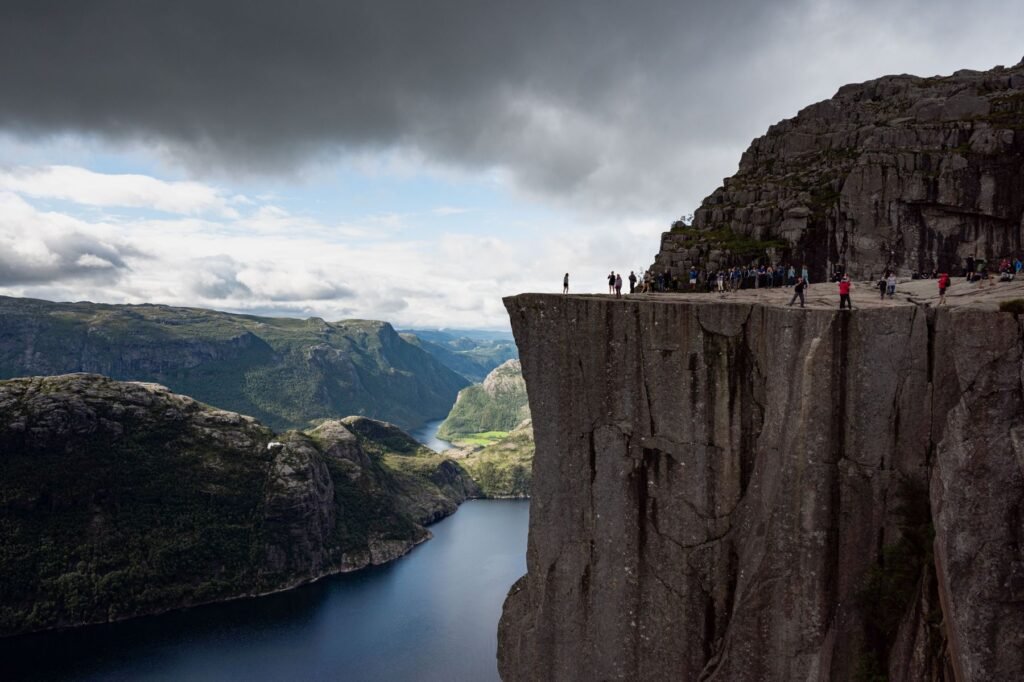 Preikestolen boven de fjord
