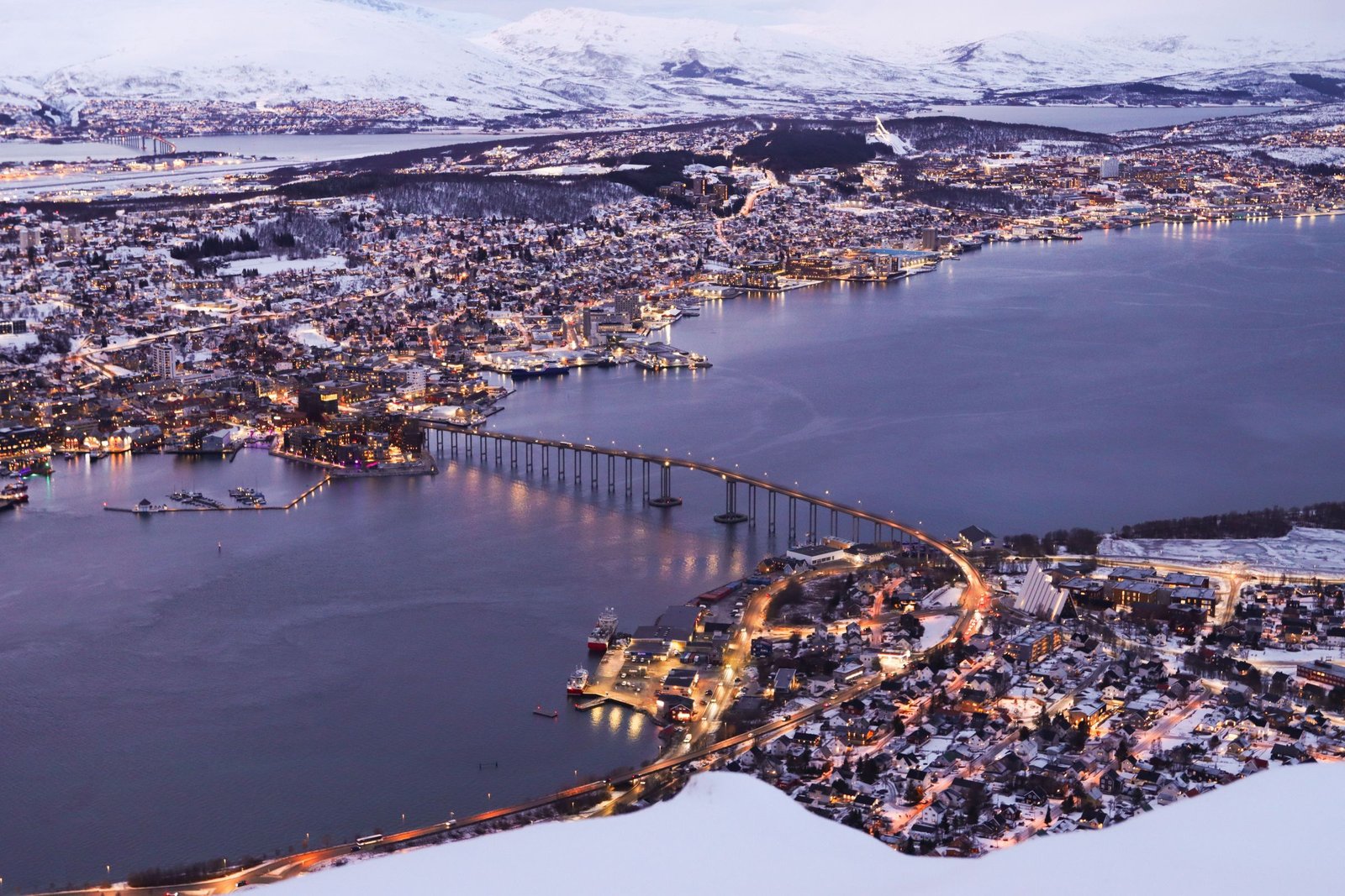 Tromsø in de schemering