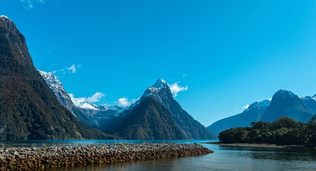 Bergen rond Milford Sound