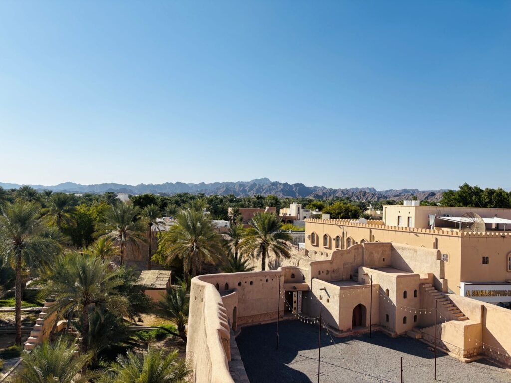 Oase en Hajar-gebergte bij Nizwa