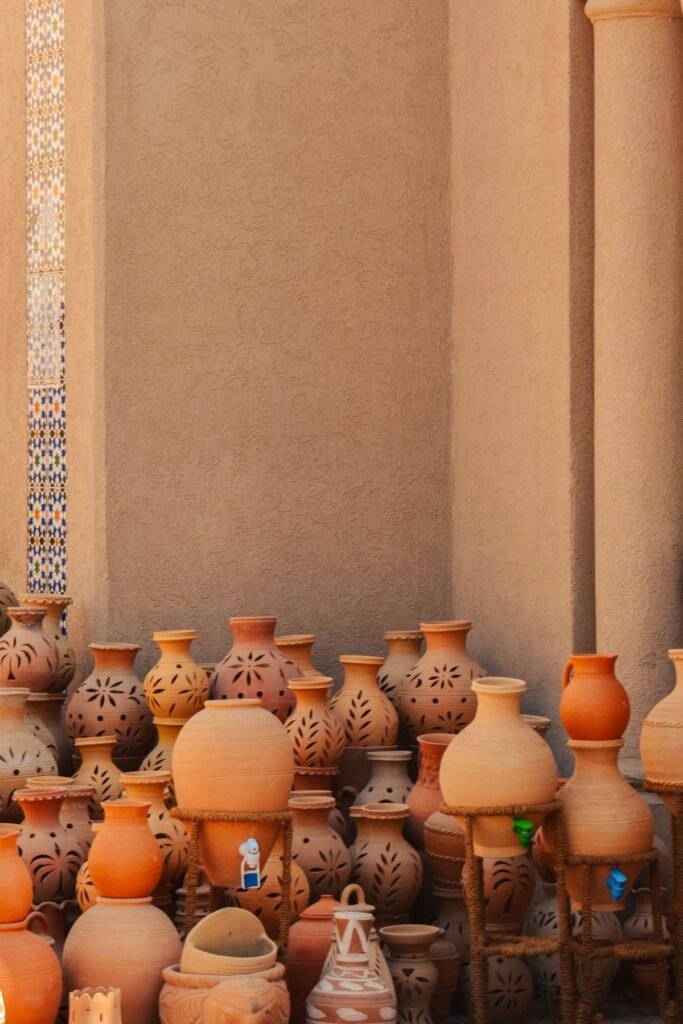 Potten in de souq van Nizwa