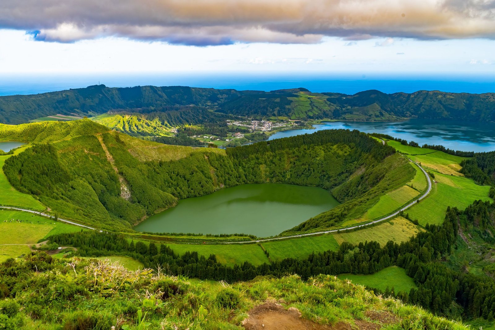 Krater bij Sete Cidades op São Miguel