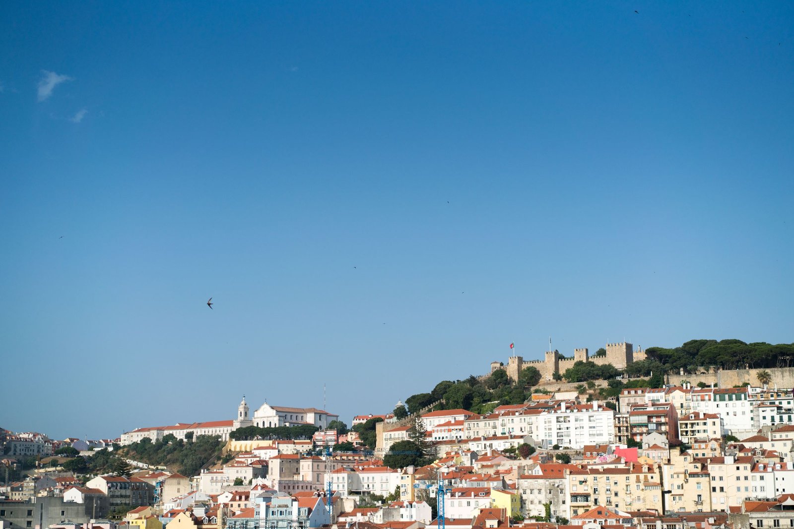 Lissabon met de kasteelheuvel