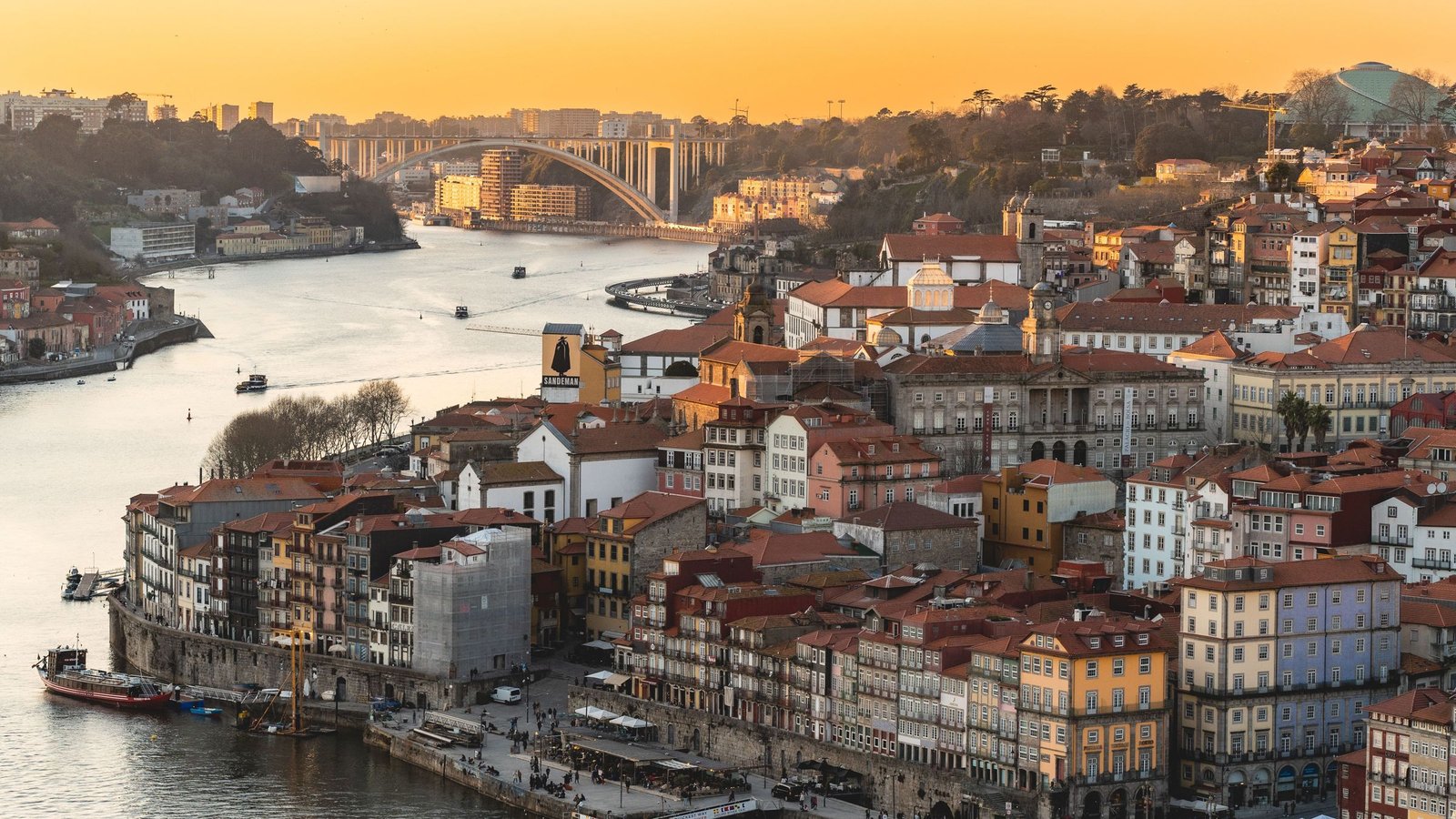 Porto bij zonsondergang