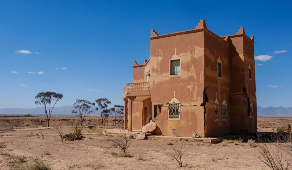 Kasbah in het landschap bij Ouarzazate