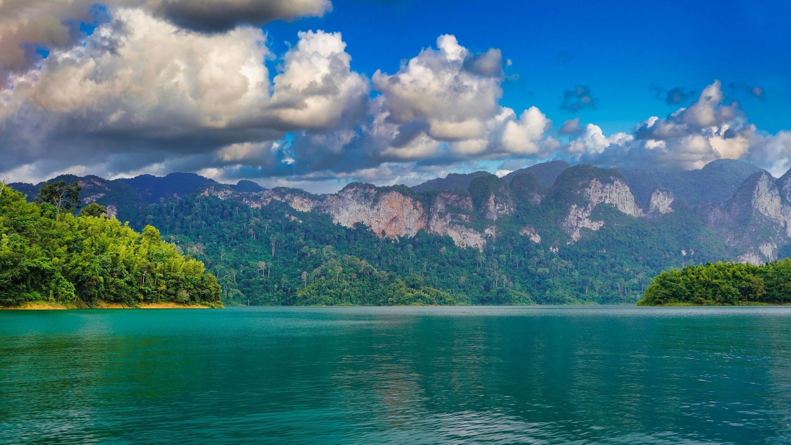 Het Cheow Lan-meer in Khao Sok