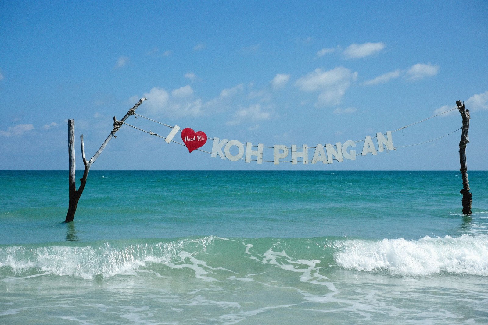 Strand en zee op Koh Phangan