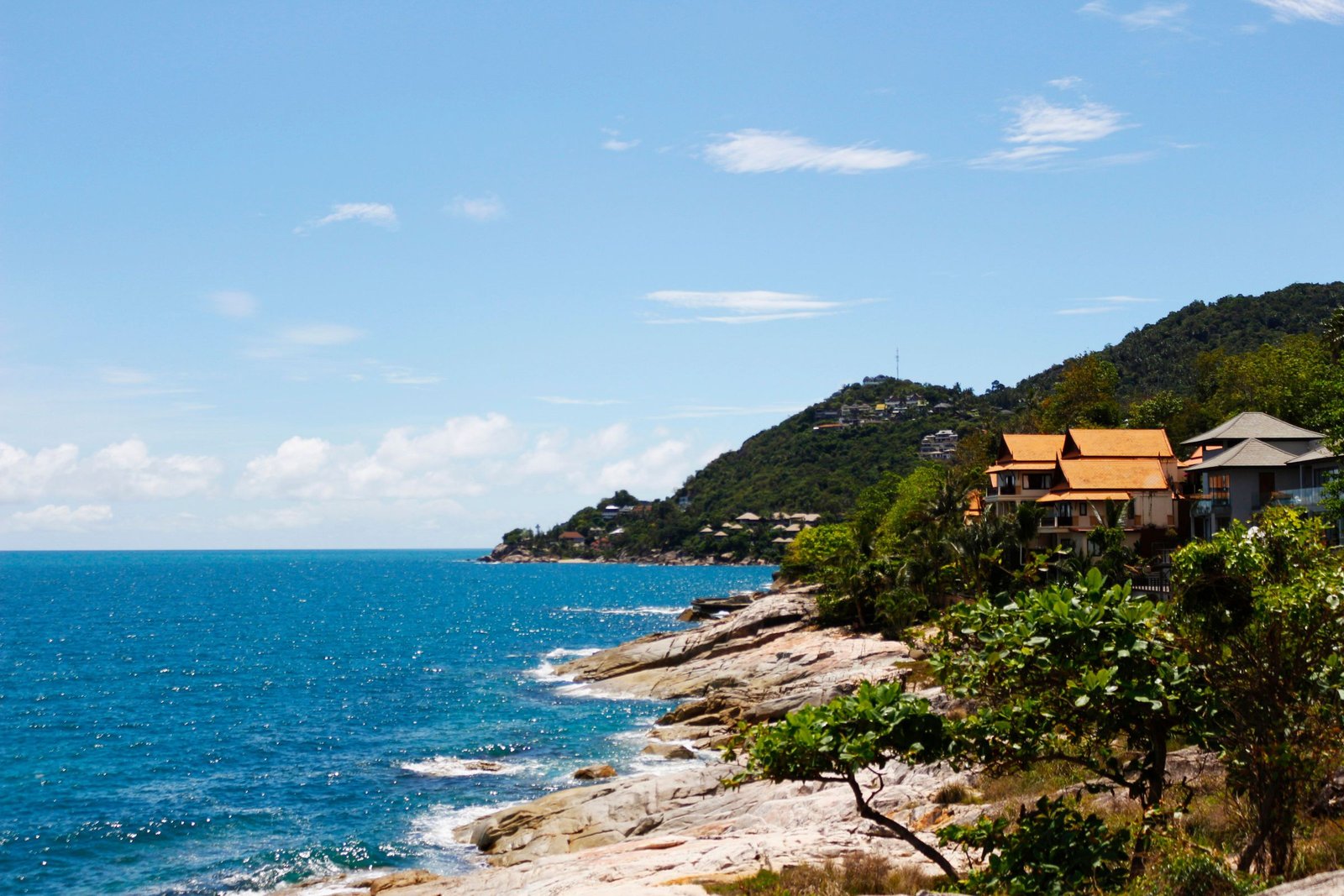 Rotsige kustlijn van Koh Samui