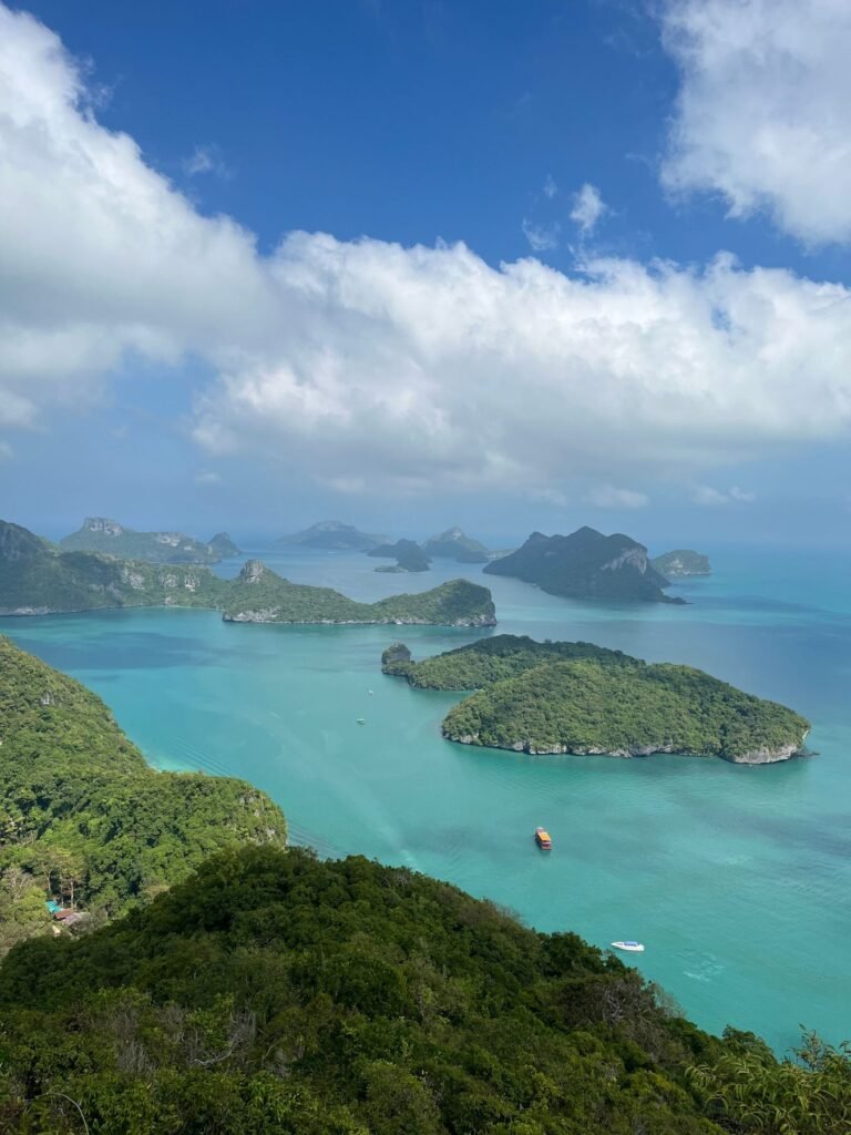 Uitzicht over de eilanden van Mu Ko Ang Thong