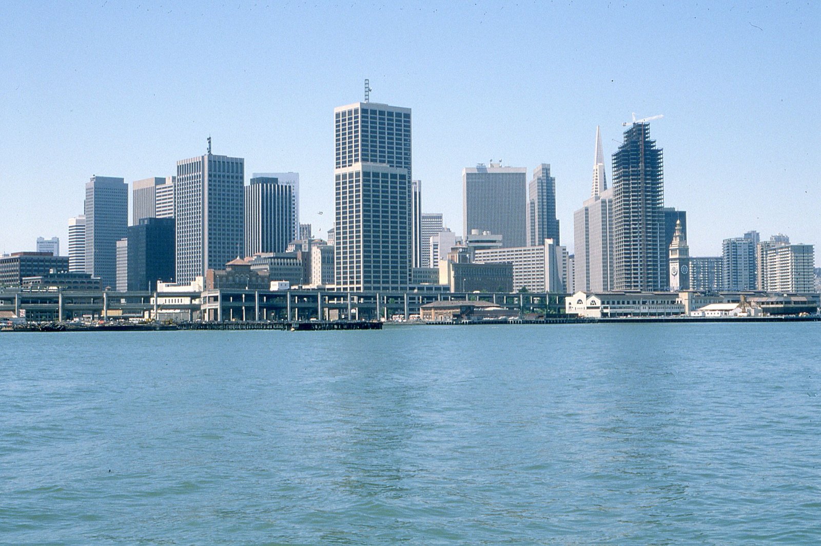 Skyline van San Francisco vanaf het water